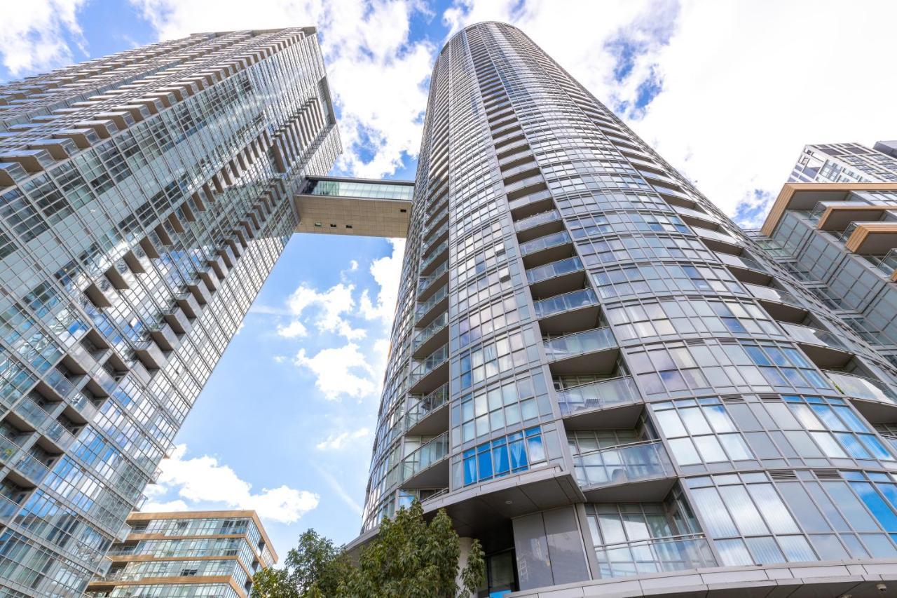 Icetowers Apartment Toronto Exterior photo