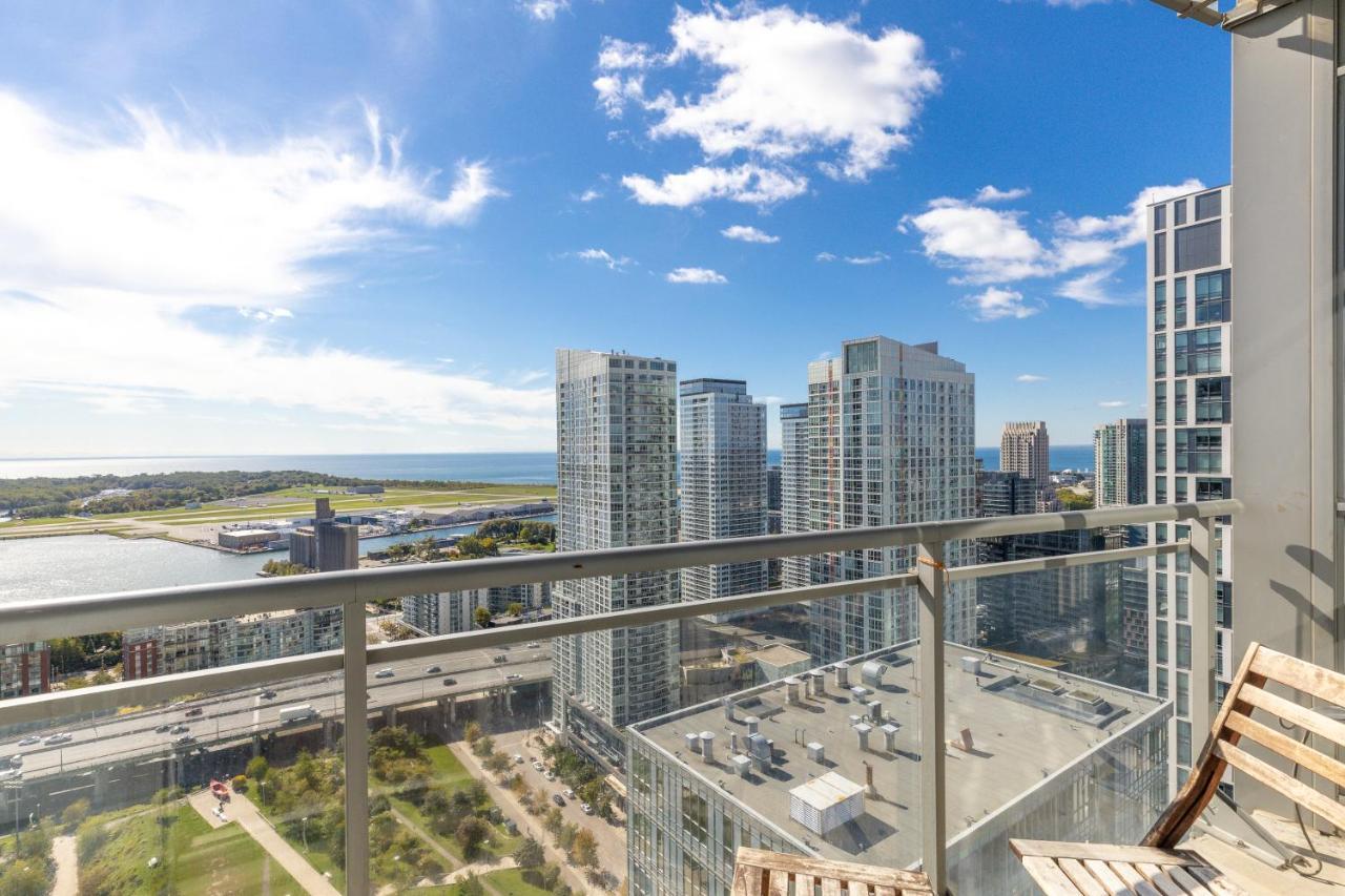 Icetowers Apartment Toronto Exterior photo