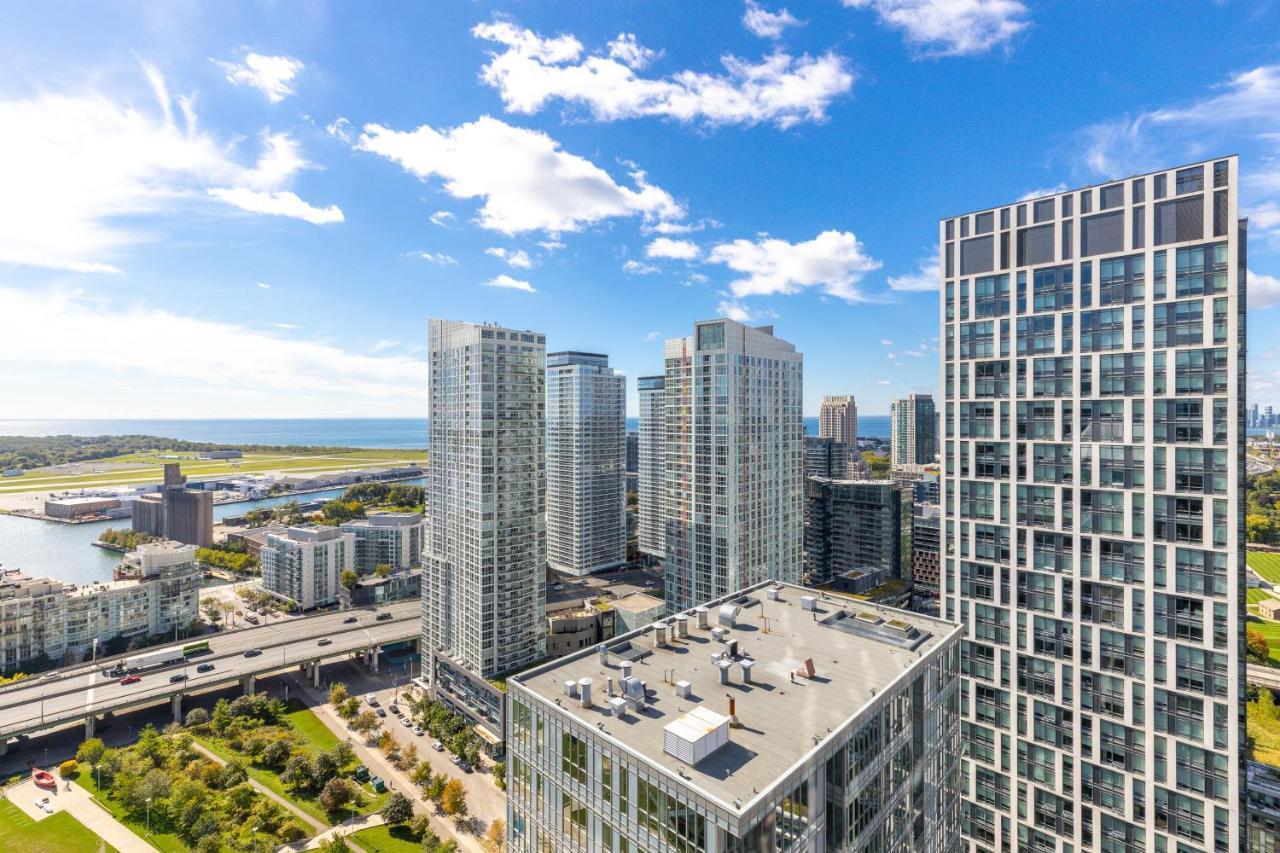 Icetowers Apartment Toronto Exterior photo